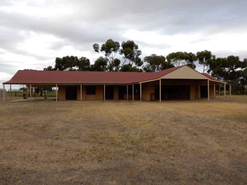 Vendor of “Doza Downs” property